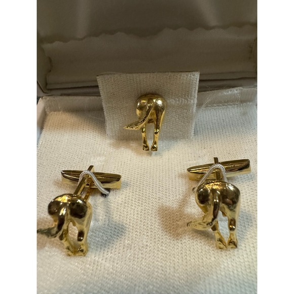 Vintage Gold Tone Horse Rear Cufflinks Lapel Pin Tack Set Novelty Equestrian - Picture 6 of 6